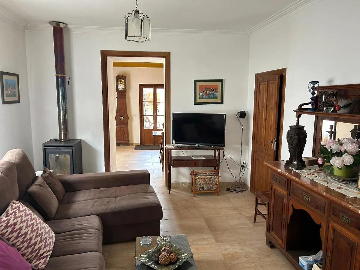 Casa Padrina Burballa María de la Salud