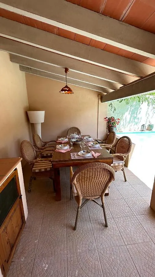 Casa Padrina Burballa María de la Salud