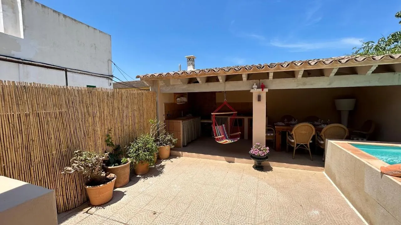 Casa Padrina Burballa María de la Salud