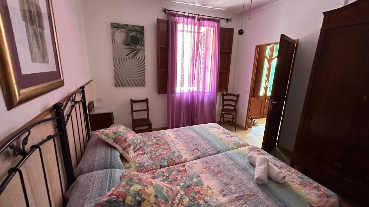 Casa Padrina Burballa María de la Salud Spanje